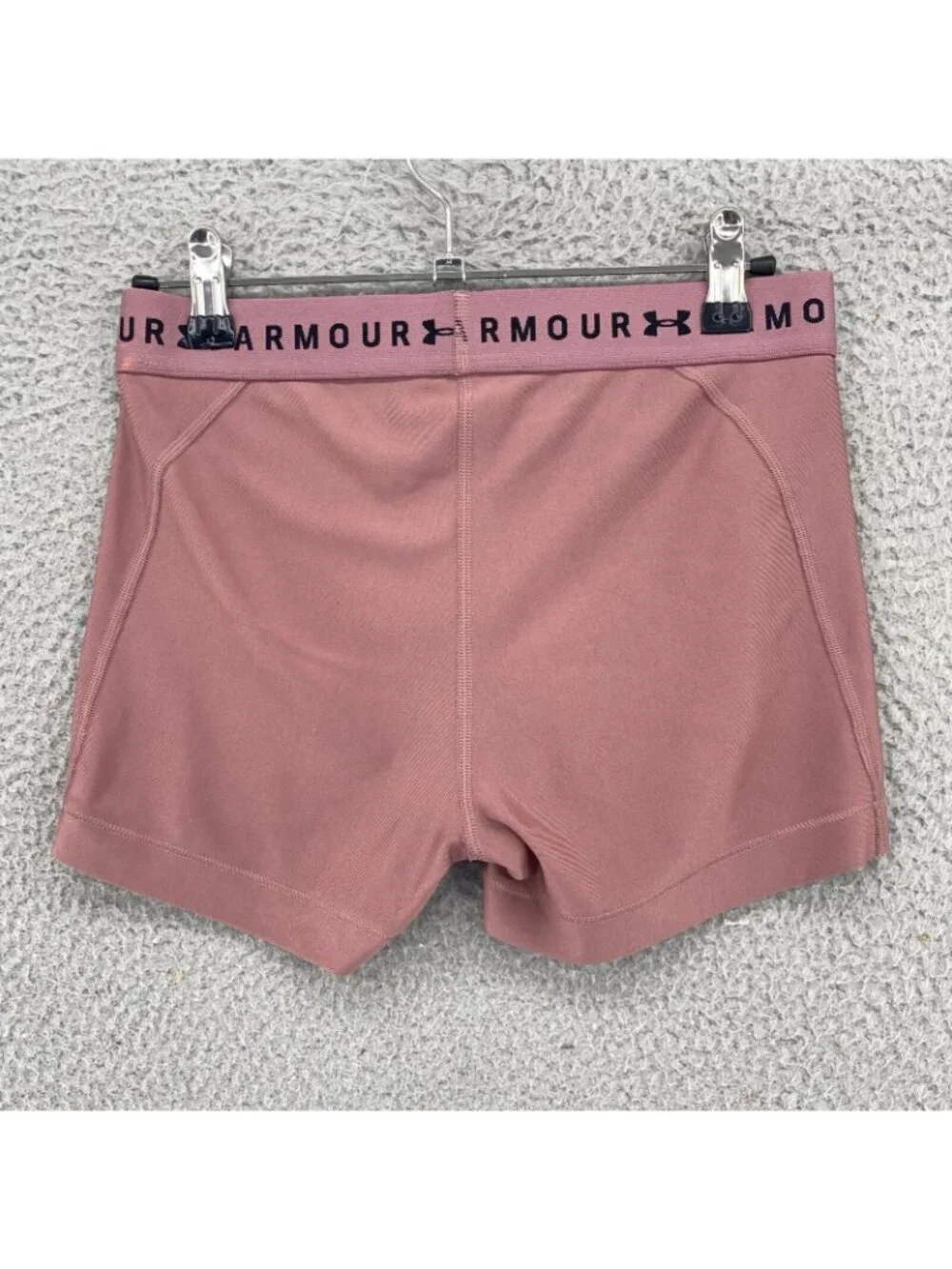 Under Armour Shorts Womens Medium Mauve Heatgear Slim Compression Knit Stretch